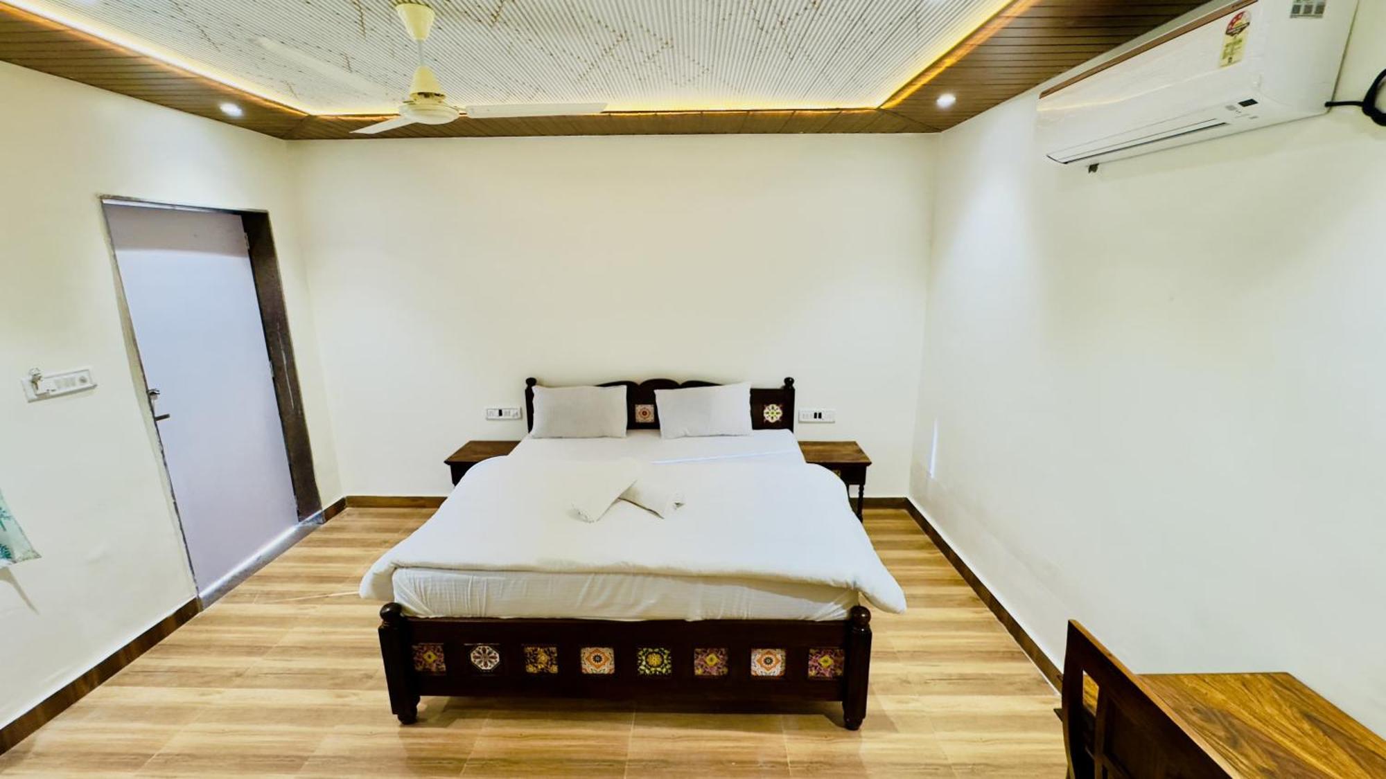 Far Out Field Resort Mount Abu Ngoại thất bức ảnh