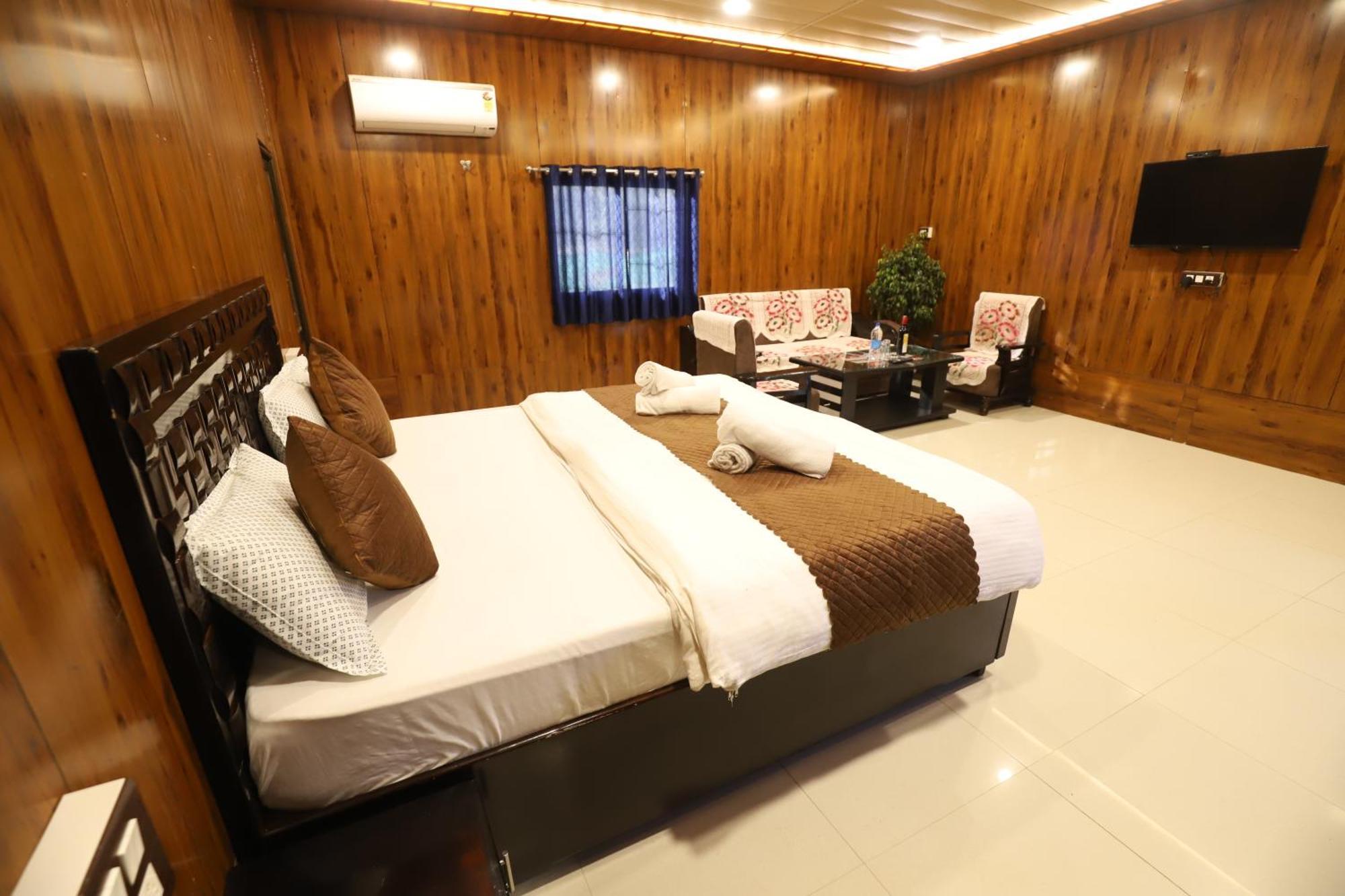 Far Out Field Resort Mount Abu Ngoại thất bức ảnh